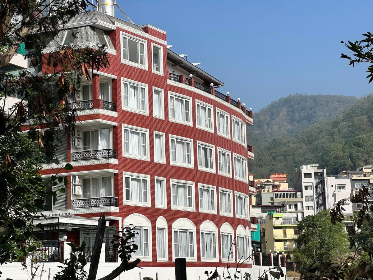 Terrakotta Rishikesh Hotel Buitenkant foto